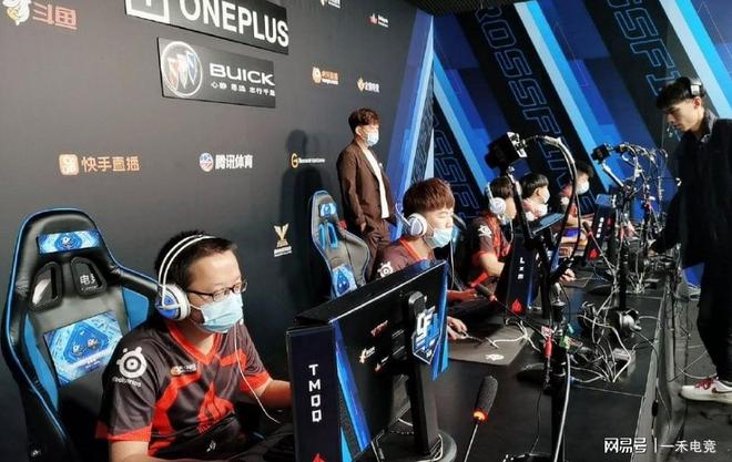 性让我们意 性让我们意