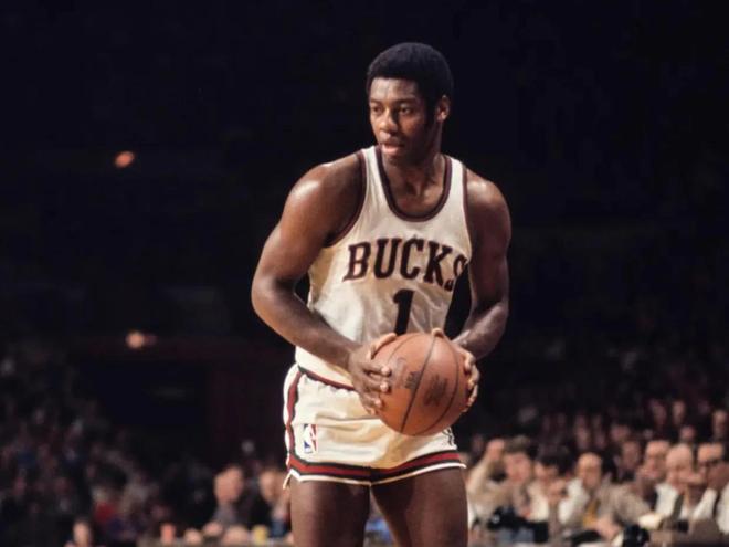 凭借着精湛 凭借着精湛