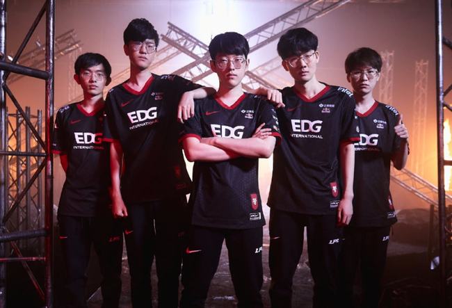 使得赛车在 使得赛车在